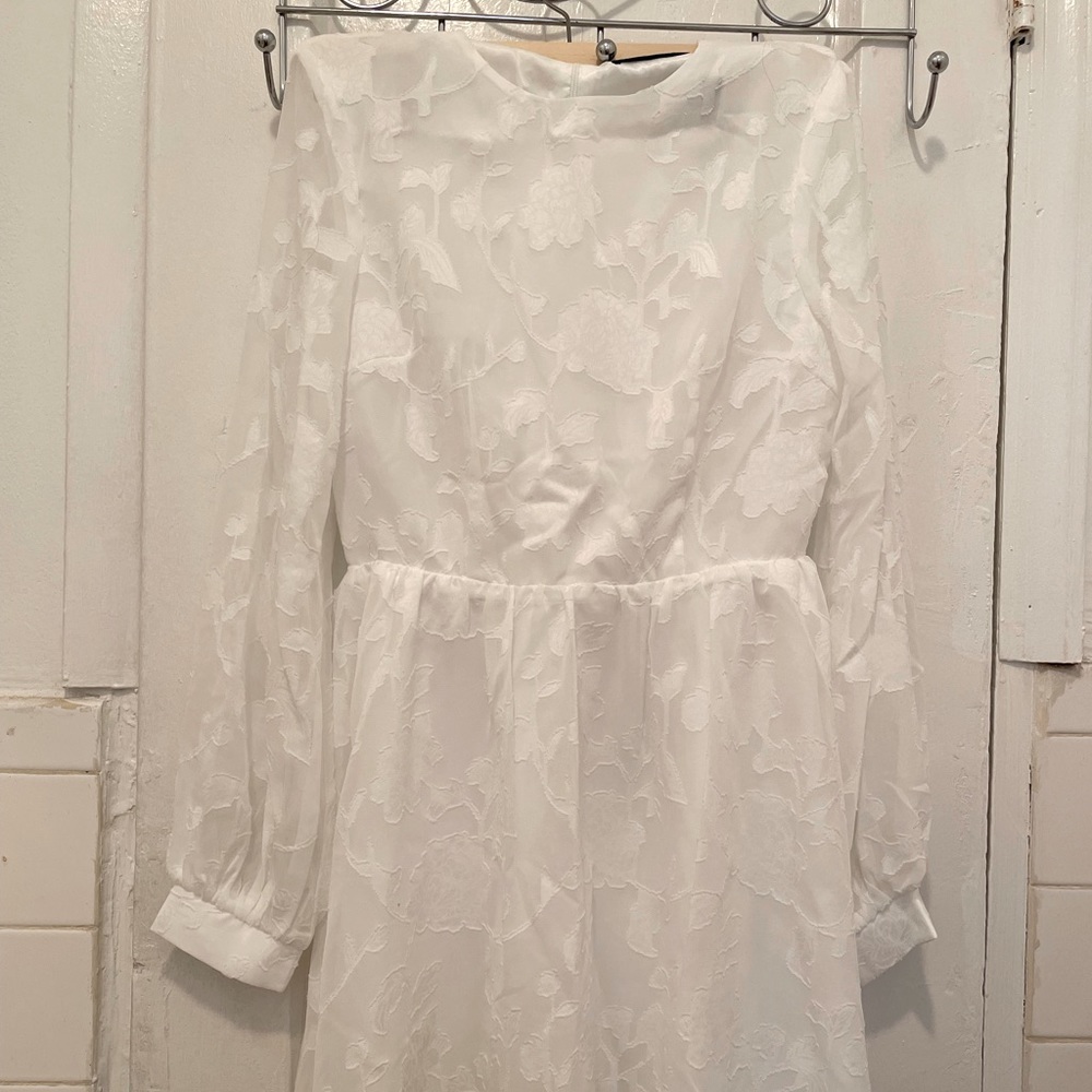 NWT SHEIN white jacquard embossed floral print dress
